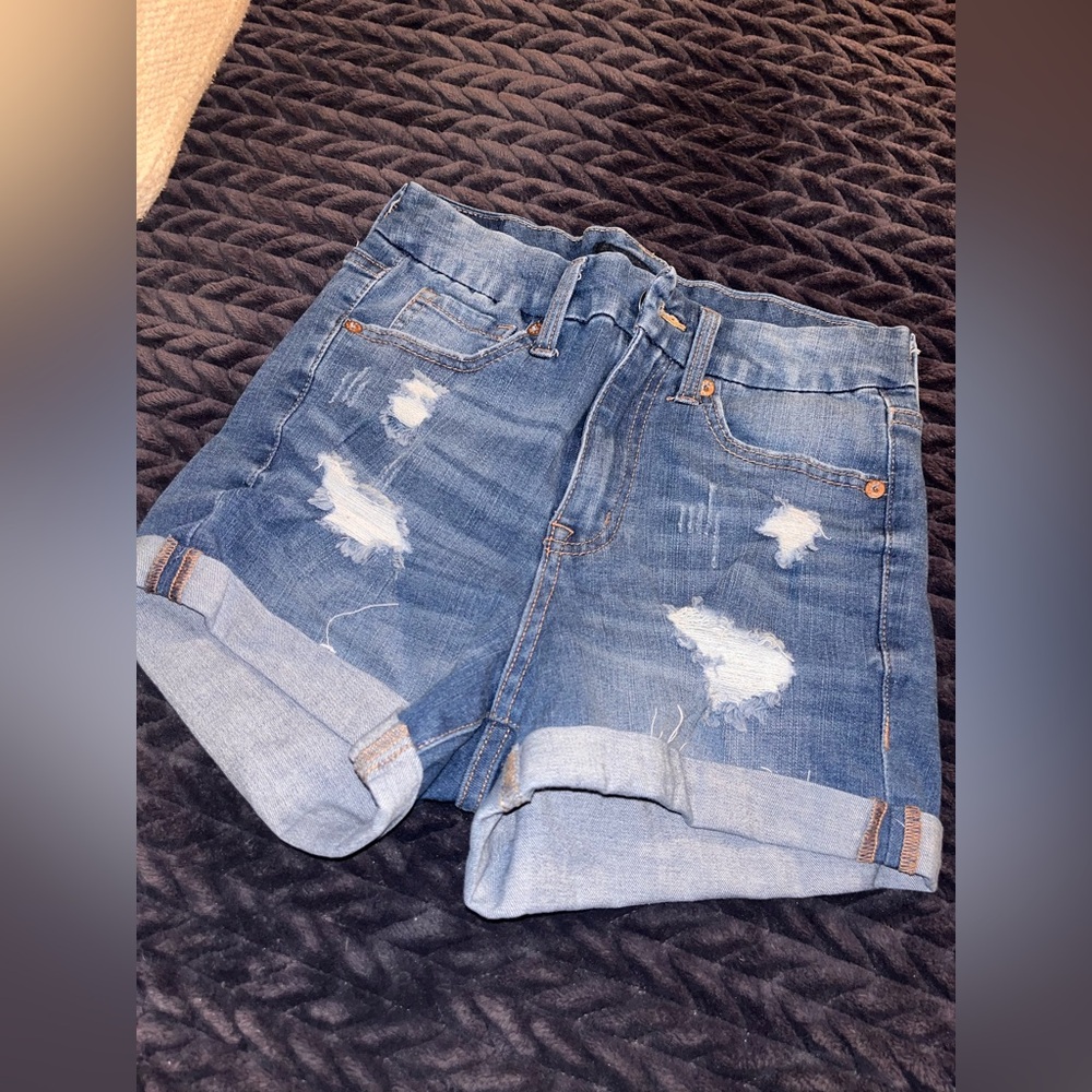 Trendy Blue Distressed Jean Shorts